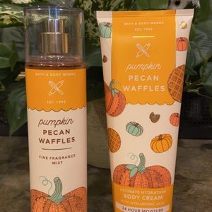 Bath and body Works pumpkin pecan waffles